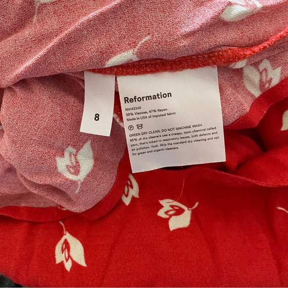 Reformation “Belinda” Wrap Cutout Sheath Dress In Jeanne Red Floral Print - Picture 6 of 6